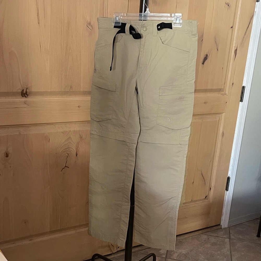 The North Face Men’s Convertible Hiking/Cargo Pants in Beige Color